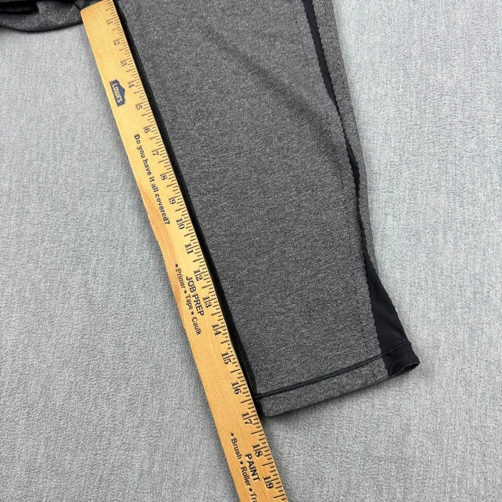 Lululemon Leggings Womens 8 Gray Smooth Stride Cropped 17